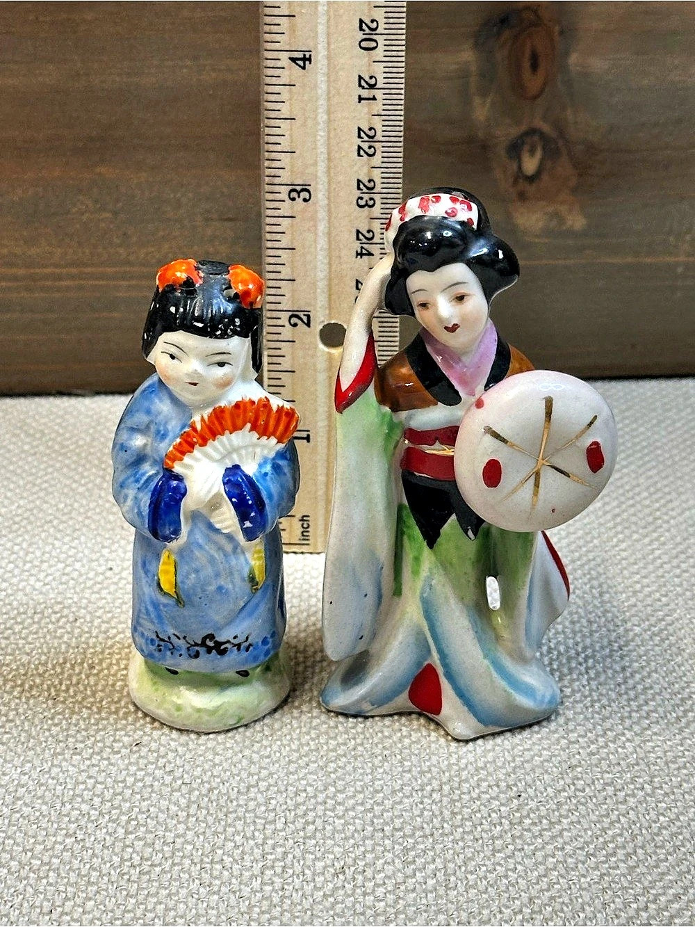 Vintage Japan Geisha Girl Salt Pepper Shakers Porcelain Fan Parasol Hand Painted